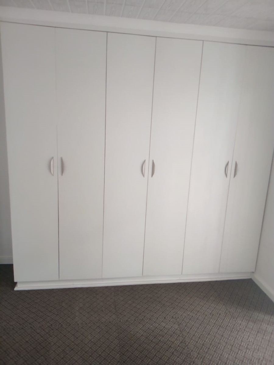 To Let 1 Bedroom Property for Rent in Plumstead Western Cape